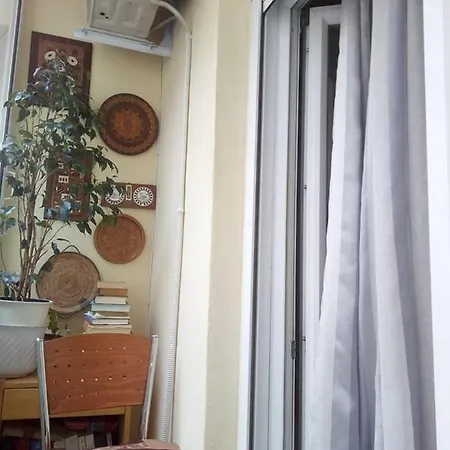 Roberto's Apartment *